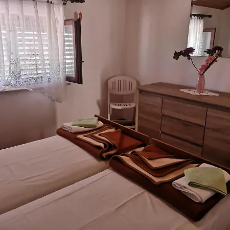 Kaja Apartment